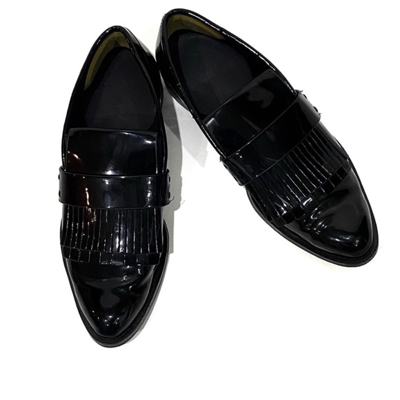 SOLD💋 ZARA Black Parent Leather Fringed Top Loafers Size 6 - Picture 2 of 8